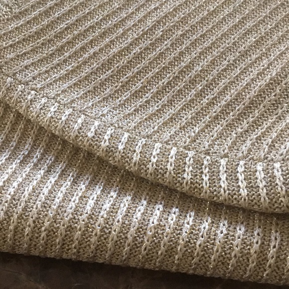 St John Gold Metallic Lurex Shimmer Short Sleeve Sweater Top Large - Picture 9 of 13